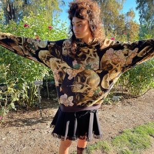 ISO - Selkie Skull of a Skeleton sweater